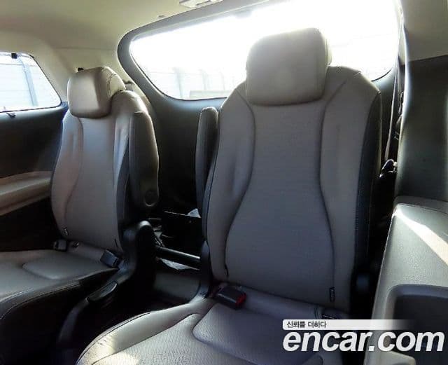 Kia Carnival 2024 — Фото 12/20