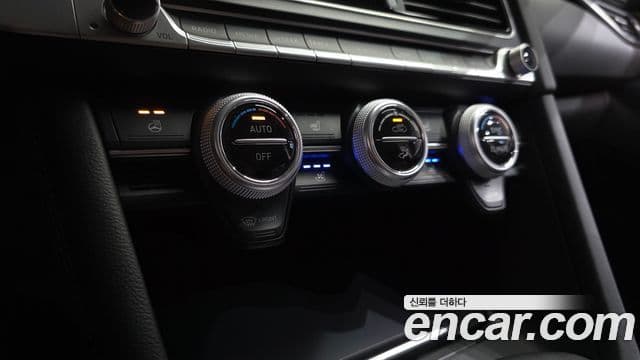 Genesis G70 2018 — Фото 18/20
