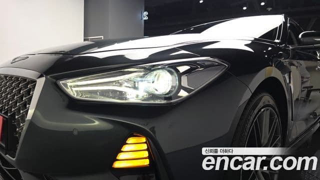 Genesis G70 2018 — Photo 4/33