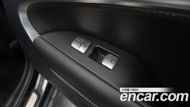 Genesis G70 2018 — Photo 7/33