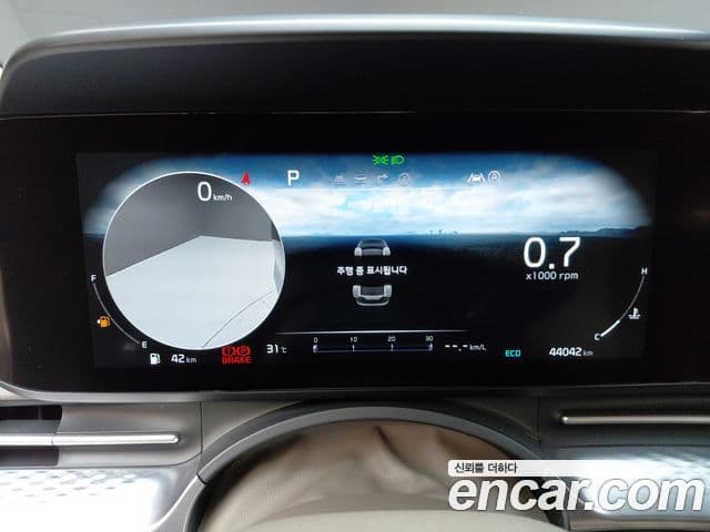 Kia Carnival 2022 — Фото 8/20