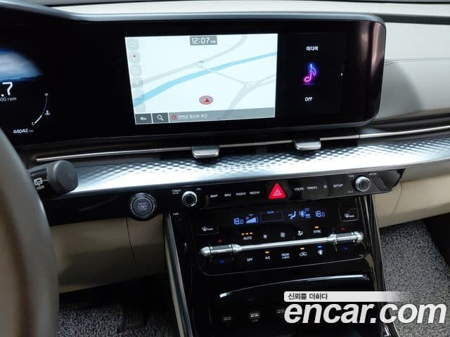 Kia Carnival 2022 — Фото 13/20