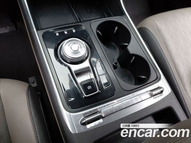 Kia Carnival 2023 — Фото 9/20