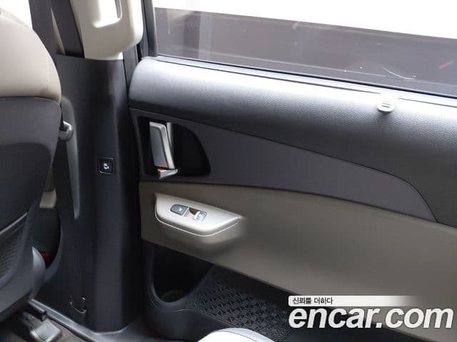 Kia Carnival 2023 — Фото 20/20
