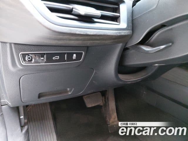 Kia K8 2021 — Şəkil 29/30