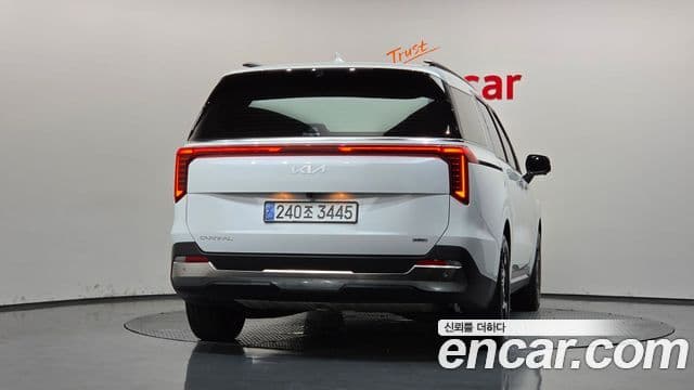 Kia Carnival 2024 — Фото 4/20