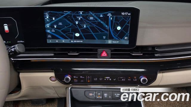 Kia Carnival 2024 — Фото 12/20