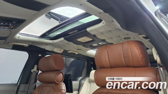 Kia Carnival 2024 — Фото 16/20