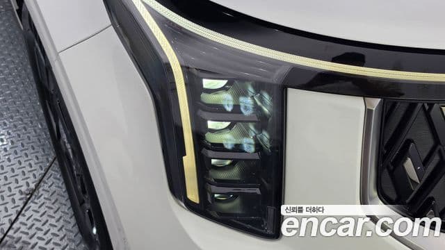 Kia Carnival 2024 — Şəkil 33/40