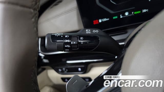 Kia Carnival 2024 — Şəkil 20/40