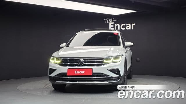 Volkswagen Tiguan 2021 — Şəkil 20/20