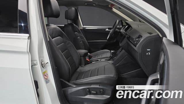 Volkswagen Tiguan 2021 — Şəkil 1/20