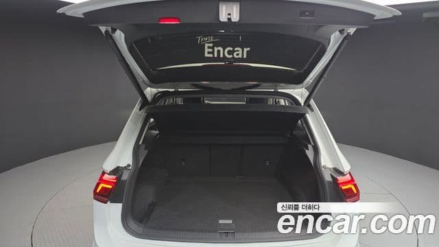 Volkswagen Tiguan 2021 — Şəkil 5/20