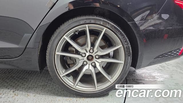 Genesis G70 2021 — ფოტო 29/37