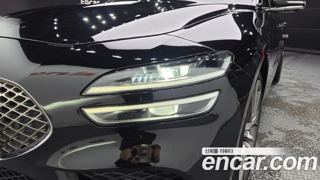 Genesis G70 2021 — ფოტო 12/37