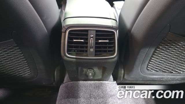 Genesis G70 2021 — ფოტო 16/37