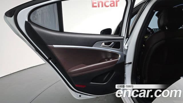Genesis G70 2023 — Photo 38/38