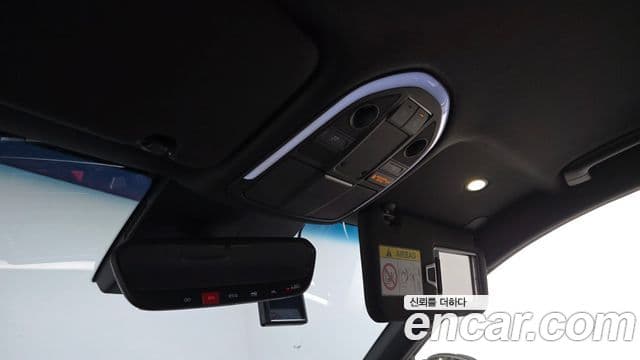 Genesis G70 2023 — Photo 27/38