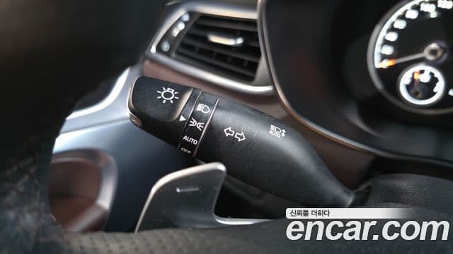 Genesis G70 2023 — Photo 20/38