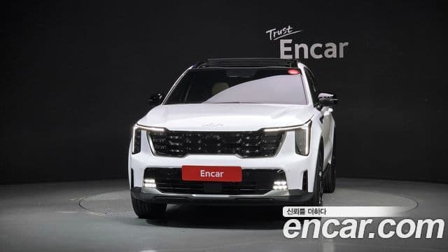 Kia Sorento 2023 — Фото 3/20