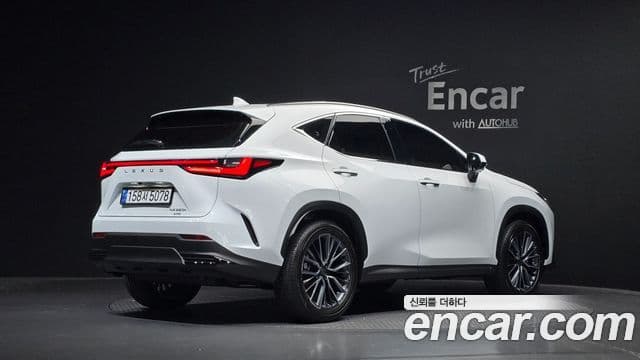 Lexus NX350h 2026 — Şəkil 15/33