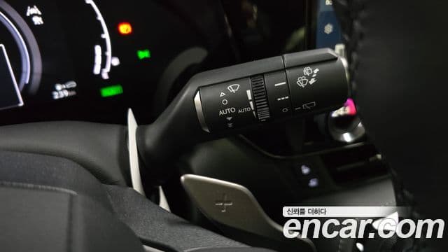 Lexus NX350h 2026 — Şəkil 25/33