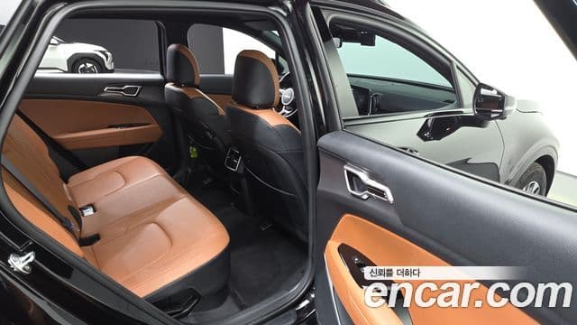 Kia Sportage 2024 — Фото 11/20