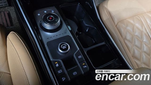 Kia Sorento 2020 — Фото 8/20