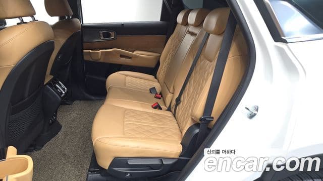 Kia Sorento 2020 — Фото 11/20