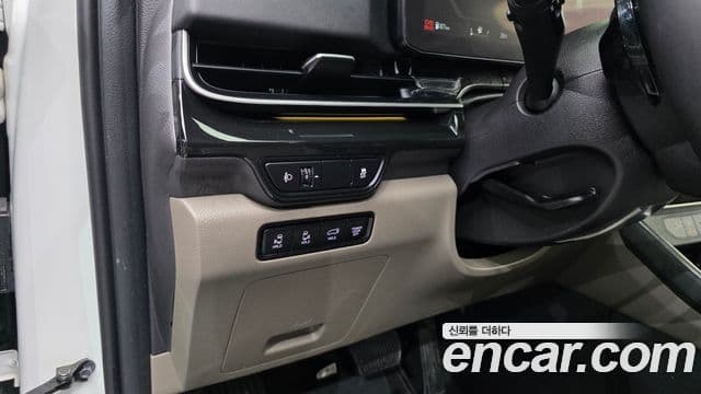 Kia Carnival 2025 — Фото 17/20