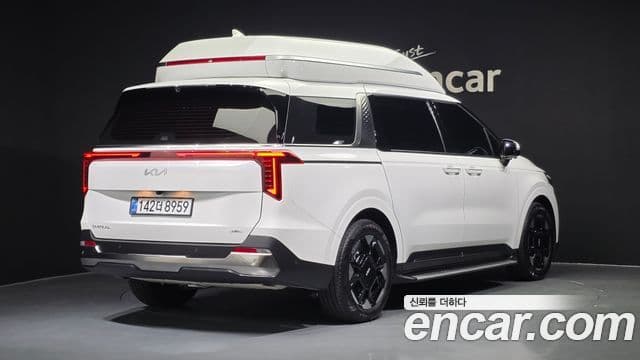 Kia Carnival 2025 — Фото 2/20