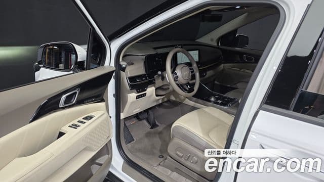 Kia Carnival 2025 — Фото 10/20