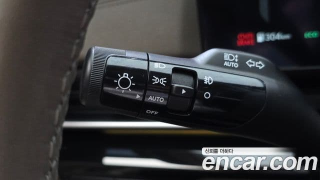 Kia Carnival 2025 — Фото 17/20