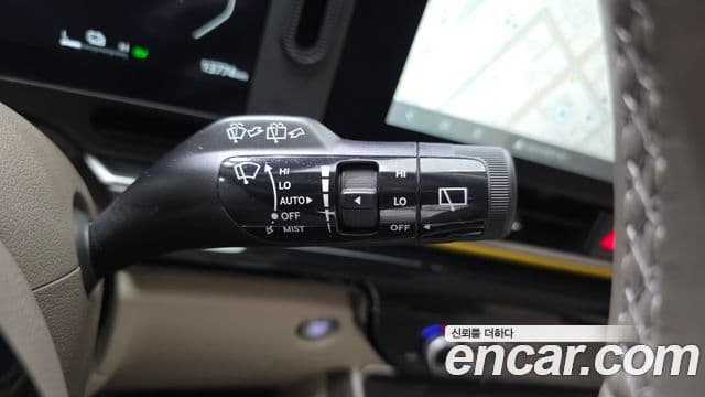 Kia Carnival 2025 — Фото 18/20