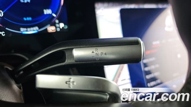 Mercedes-Benz EQS SUV 2024 — Photo 33/40