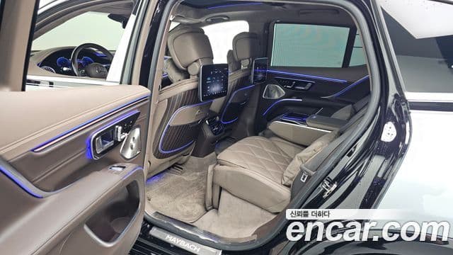 Mercedes-Benz EQS SUV 2024 — Photo 20/40