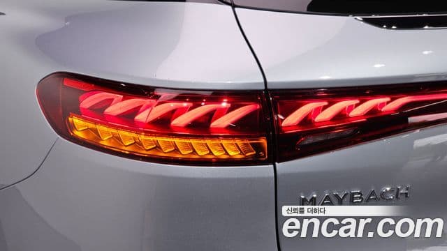 Mercedes-Benz EQS SUV 2024 — Photo 35/40
