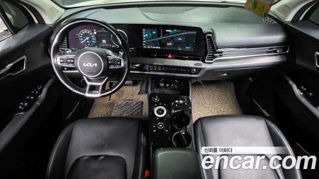Kia Sportage 2023 — Photo 17/35