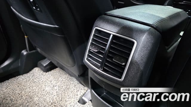Kia Sportage 2023 — Photo 27/35