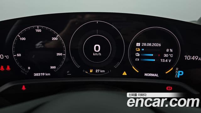 Porsche Taycan 2021 — ფოტო 17/35