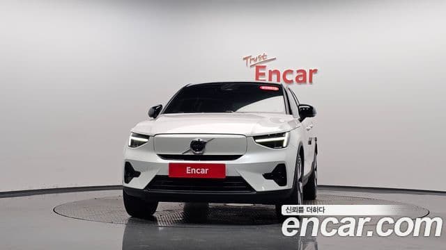 Volvo C40 Recharge 2022 — ფოტო 32/37