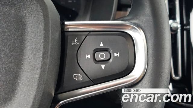 Volvo C40 Recharge 2022 — ფოტო 30/37