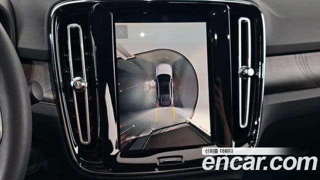 Volvo C40 Recharge 2022 — ფოტო 14/37