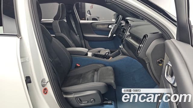 Volvo C40 Recharge 2022 — ფოტო 23/37