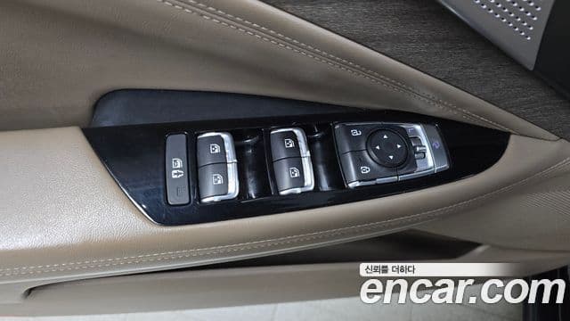 Kia K8 2021 — Photo 7/32