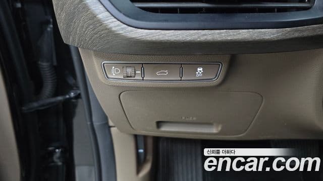 Kia K8 2021 — Photo 2/32