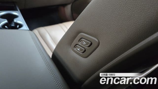 Kia K8 2021 — Photo 4/32