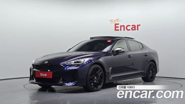 Kia Stinger 2020 — Фото 1/20