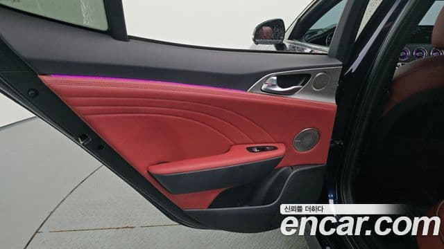 Kia Stinger Meister 2020 — Photo 23/36