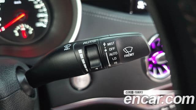 Kia Stinger Meister 2020 — Photo 29/36